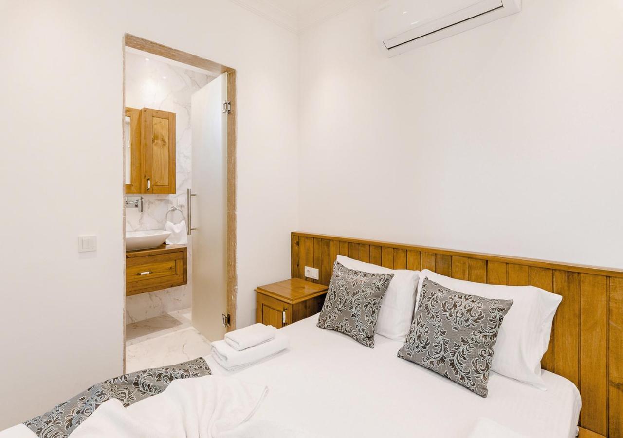 Villa 2 Sleeps 4 Isolated Honeymoon-Villa Sardunya Kaş Exterior foto